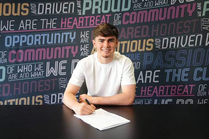 Shocking:Robinson Commits Future to Derby County With Fresh Contract…