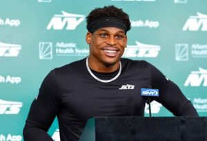 ESPN Report:Jets Tryout Giovanni Williams Looks to Join Brothers Quinnen and Quincy to Make Some NFL History…