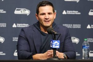 “We Want Him Back – And We’re Going to Make It Happen”: Seattle Head Coach Strongly Signals DK Metcalf’s Return…