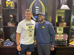 Breaking News: 5 most important recruits officially visiting Michigan Football in June…
