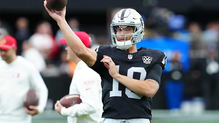 Report: Ex-Raiders QB Changes Course on Attending Broncos Camp….