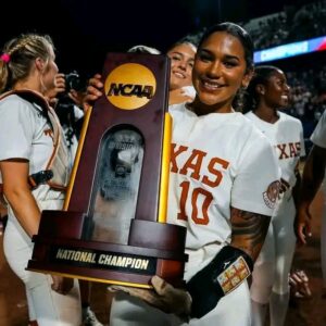 Texas Longhorns Softball to Immortalize Mia Scott With Commemorative Statue, Honoring One of the Program’s Brightest Stars as Construction Begins on Historic Monument…