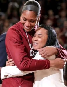 Dawn Staley Gets Emotional Delivering Heartfelt Tribute to Former Gamecock Star A’ja Wilson After Record-Breaking WNBA Night — Her Message Has Everyone Talking! 👇👇👇…