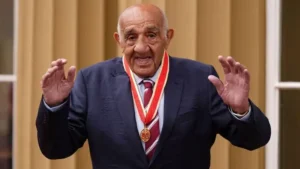 Breaking today: Matt Peet’s classy words on Billy Boston following knighthood as touching tribute made….