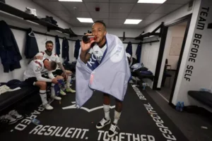 Nathaniel Mendez-Laing Opens Up on Derby County Ambitions During Passionate MK Dons Speech, Reveals Key Request from Paul Warne….