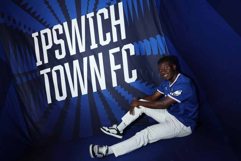Club Announcement: It’s Official ✅ Town Complete the Signing of Azor Matusiwa in Major Midfield Boost….
