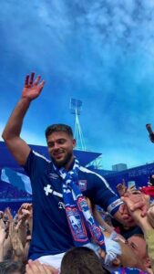 Sam Morsy on the Brink of Shock Move to Kuwait SC ✈️ — Ipswich Town Captain Flies Out with Family to Consider Big-Money Middle East Switch…