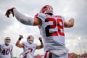 BREAKING ESPN EXCLUSIVE: Star Linebacker Danny Stutsman Drops Bombshell Warning About Oklahoma Sooners Football, Sends Urgent, Passionate Message to Fans and College Football World — “Everyone Needs to Pay Attention to This Right Now!”…